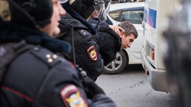 Задержанные на акциях 26 марта в России подали жалобу в ЕСПЧ