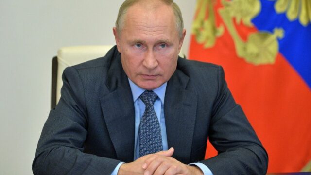 Владимир Путин призвал прекратить боевые действия в Нагорном Карабахе