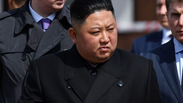 CNN: разведка США узнала о тяжелом состоянии Ким Чен Ына после операции