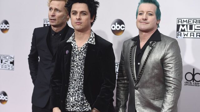 Green Day анонсировали новый альбом Father Of All… и выпустили первый сингл с него
