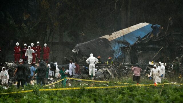 Одна из выживших при крушении самолета на Кубе умерла в больнице