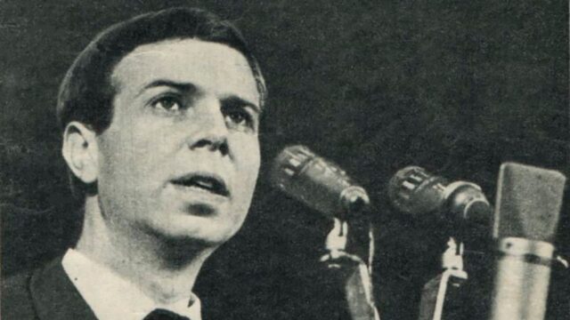 В Нью-Йорке скончался советский эстрадный певец Вадим Мулерман