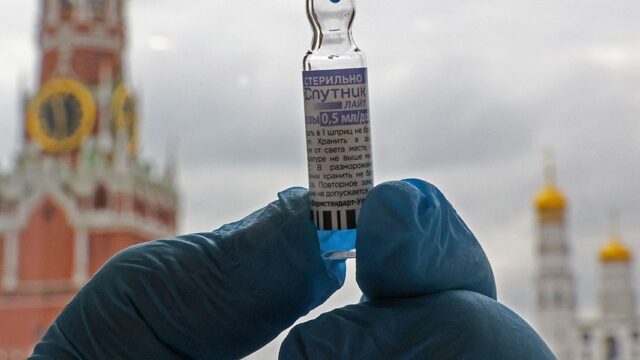 «Ъ»: администрация президента готовит перезапуск кампании по пропаганде вакцинации