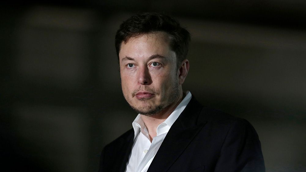 Миллиардер под присмотром: чего стоила Илону Маску неудачная шутка об акциях Tesla в твиттере