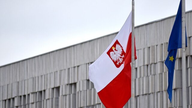 Россия объявила о высылке пятерых польских дипломатов