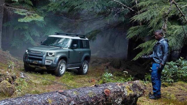 Land Rover работает над новым способом управления машиной — с помощью пульта