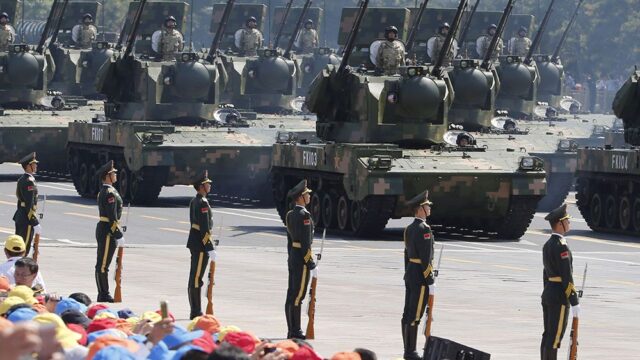 Китай вышел на второе место в мире после США по продажам оружия