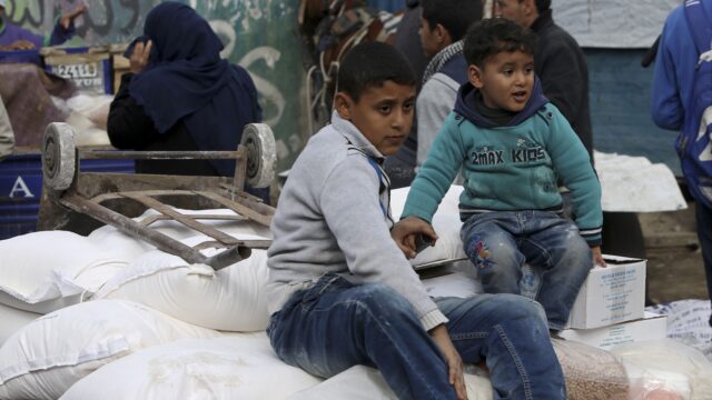 Бельгия пообещала помочь палестинским беженцам после того, как США вдвое сократили финансирование