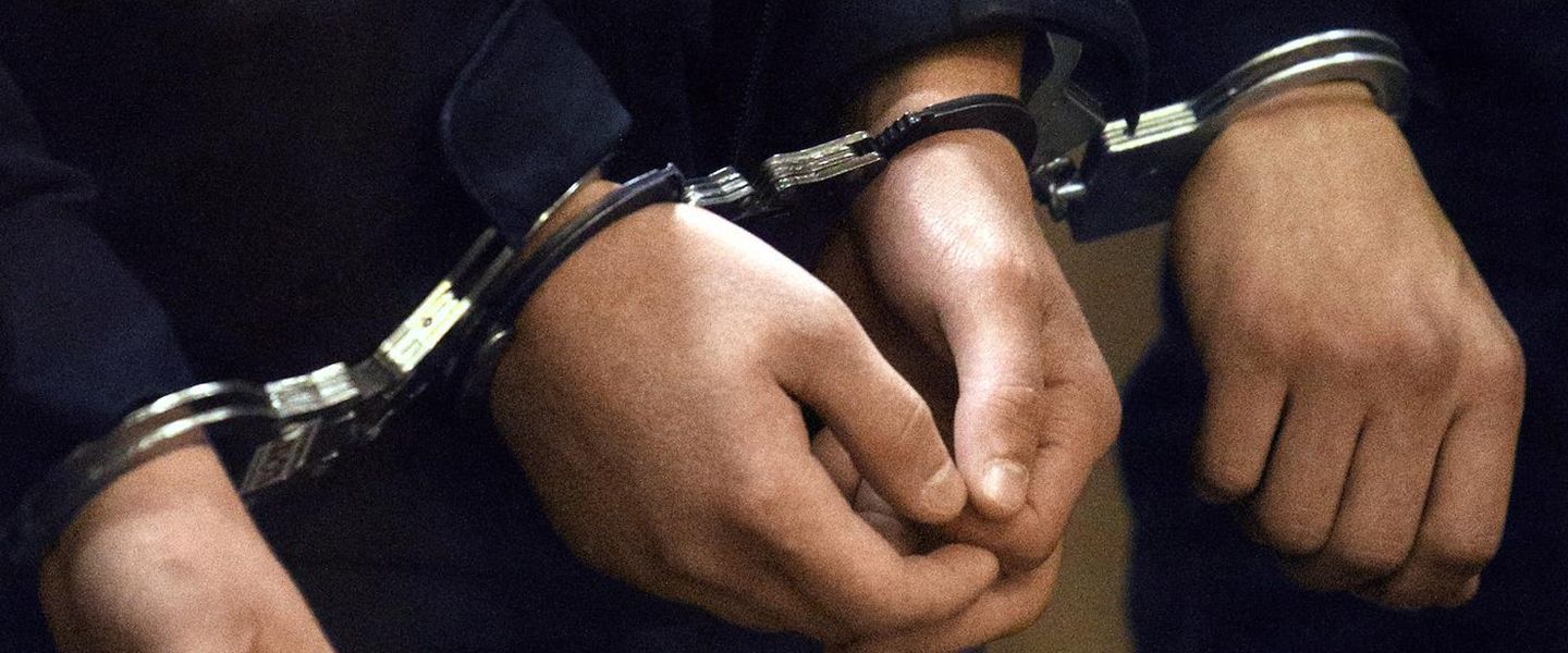 Бывшего офицера ФСБ приговорили к 13 годам колонии за госизмену