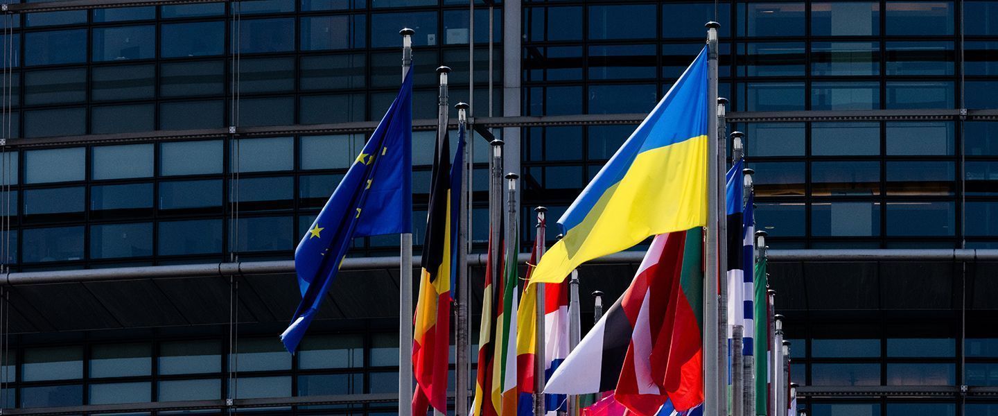 Bloomberg: ЕС выделит еще €500 млн на военную помощь Украине
