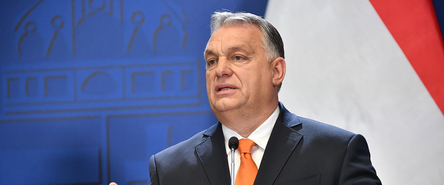 Премьер-министр Венгрии сравнил санкции против России с ядерной бомбой