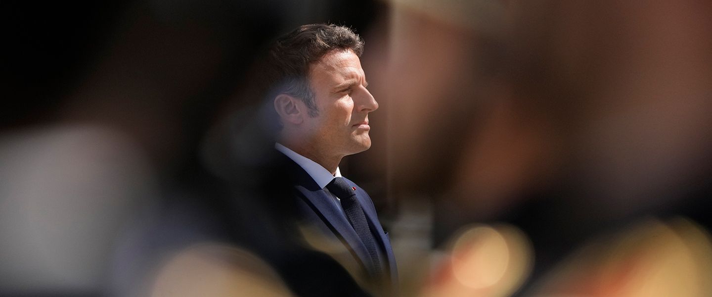Партия президента Франции Макрона снова сменит название
