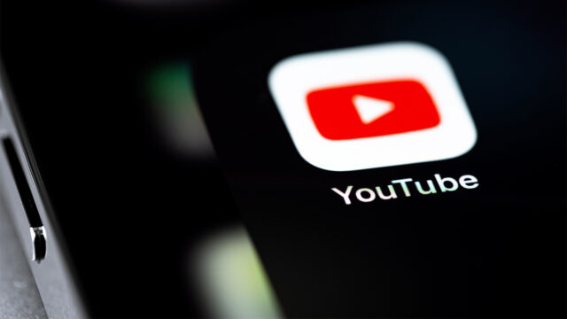 YouTube пообещал остаться в России