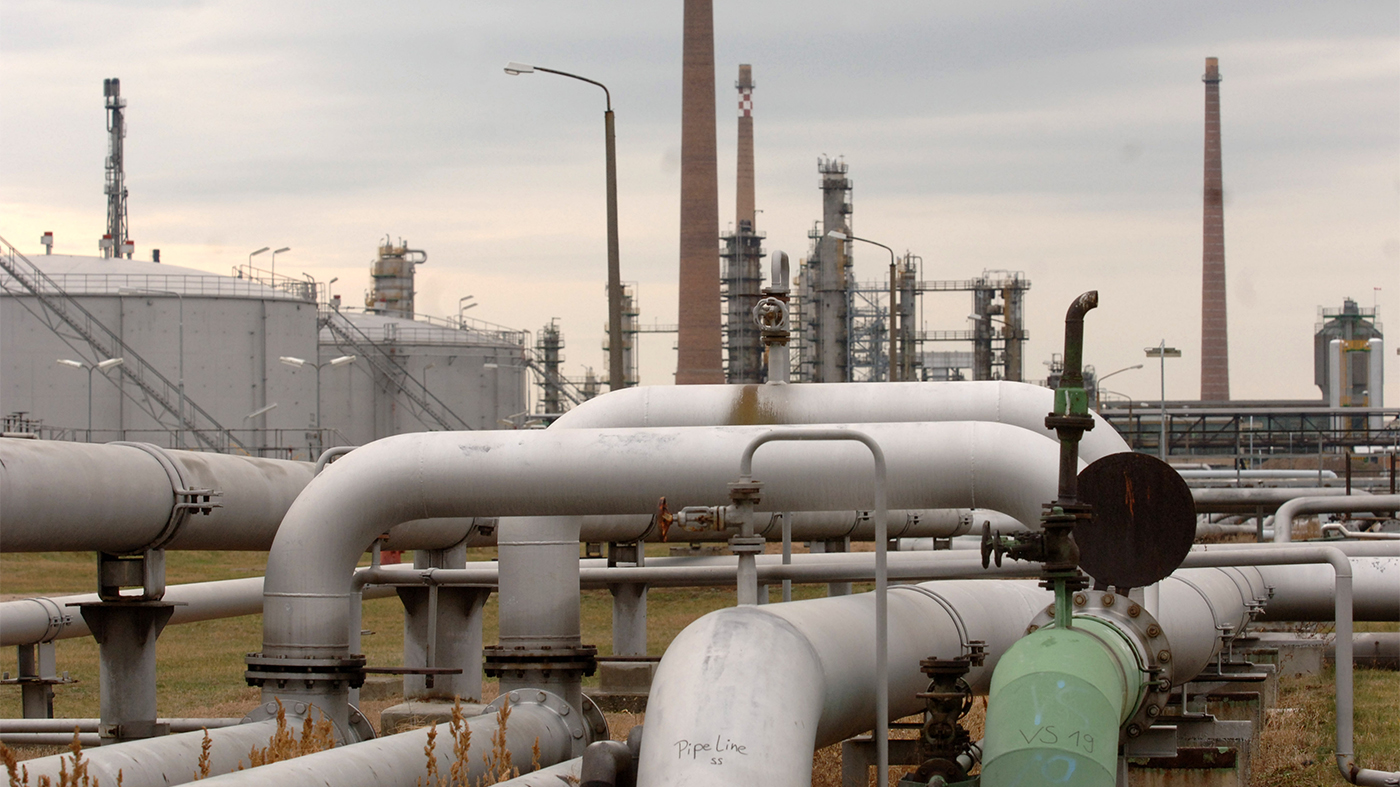 Bloomberg: ЕК готова на нефтяное эмбарго без «Дружбы» ради согласия Венгрии