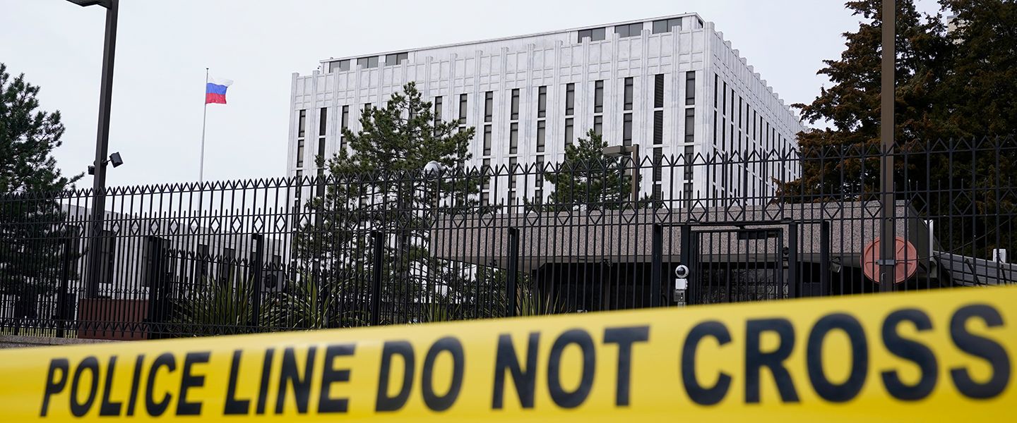 Дипломаты в «блокаде». Посол России в США заявил о блокировке счетов двух российских консульств
