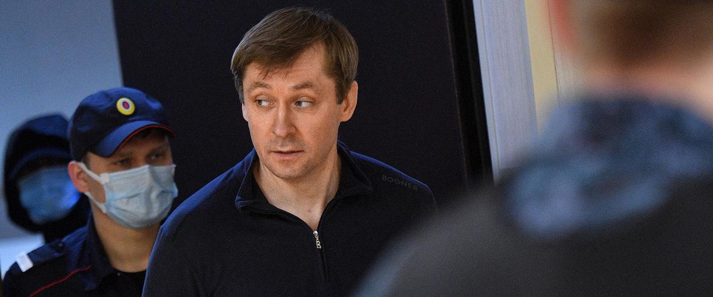 Бывший полковник МВД Захарченко получил 16 лет колонии за взятки на 1,4 млрд рублей