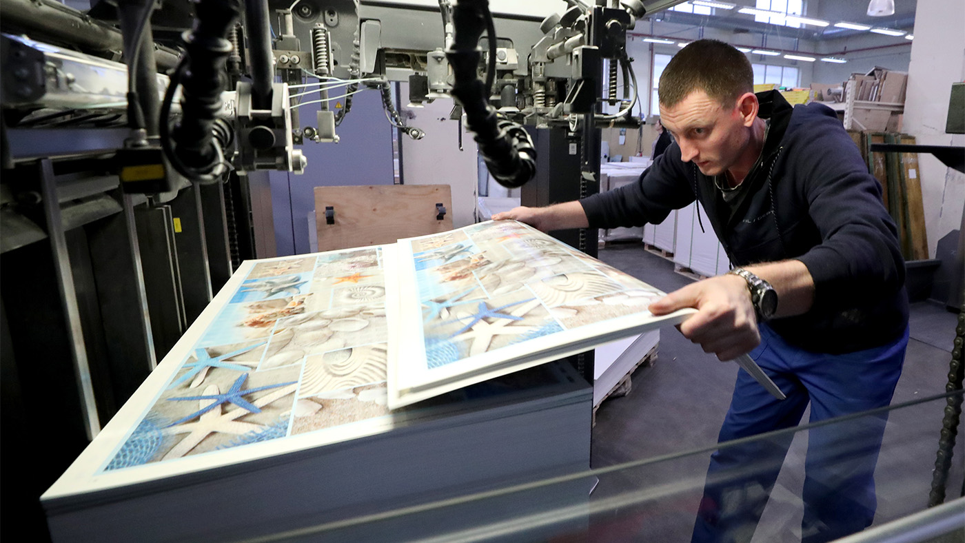 Дефицит бумаги и красок: как спецоперация на Украине повлияла на типографии и издательства в России