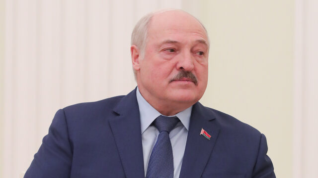 Лукашенко приказал срочно создать оперативное командование ВС Беларуси на украинском направлении