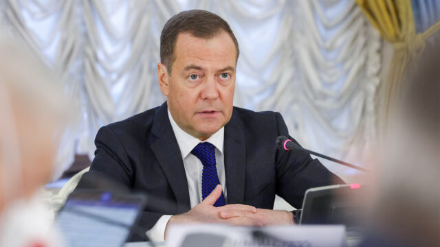«Поток сознания европейских графоманов». Медведев — о предложении Италии по прекращению конфликта на Украине