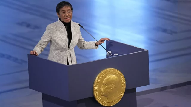На Филиппинах закрывают издание нобелевской лауреатки Марии Рессы