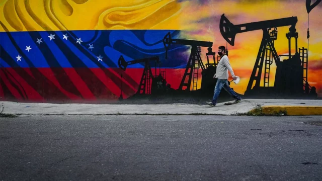 Reuters: Госдеп дал разрешение на поставки венесуэльской нефти в Европу взамен российской