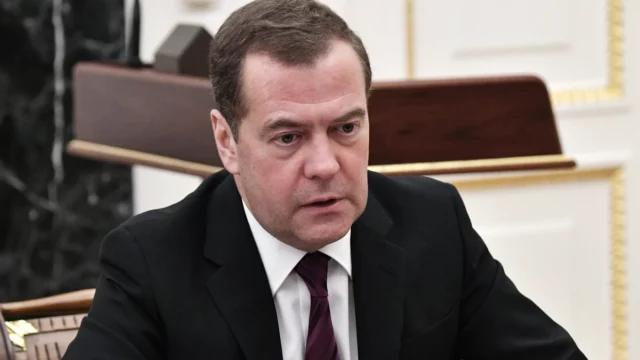 «Пусть насладятся санкциями, еще не попав в ЕС». Медведев высказался о европерспективах Молдовы