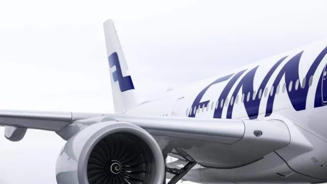 Finnair объяснила свой отказ перевозить пассажиров с российскими паспортами
