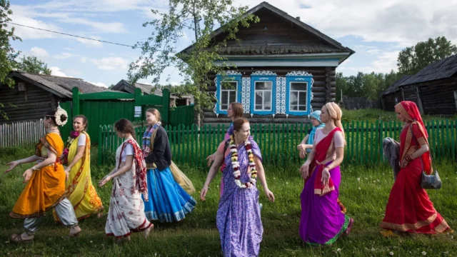 Колыбель сибирской толерантности в деревне Окунево под Омском. Фотогалерея
