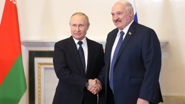 «Отечество от Бреста до Владивостока». О чем говорили в Санкт-Петербурге Путин и Лукашенко