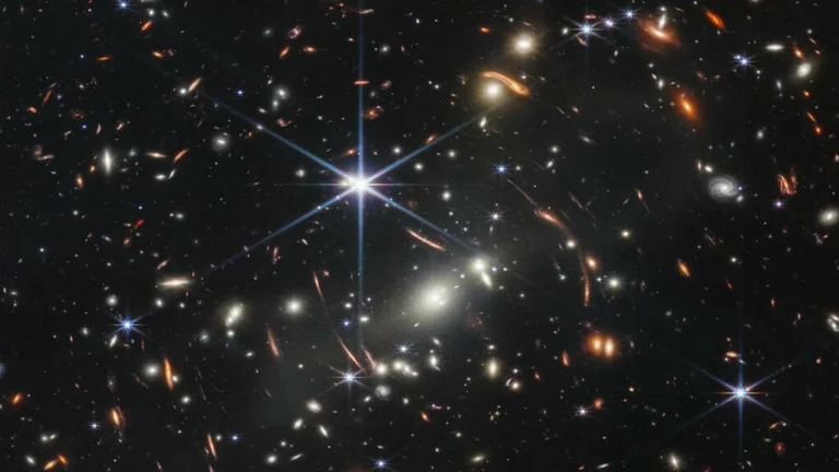 Телескоп «Джеймс Уэбб» показал самое четкое изображение Вселенной