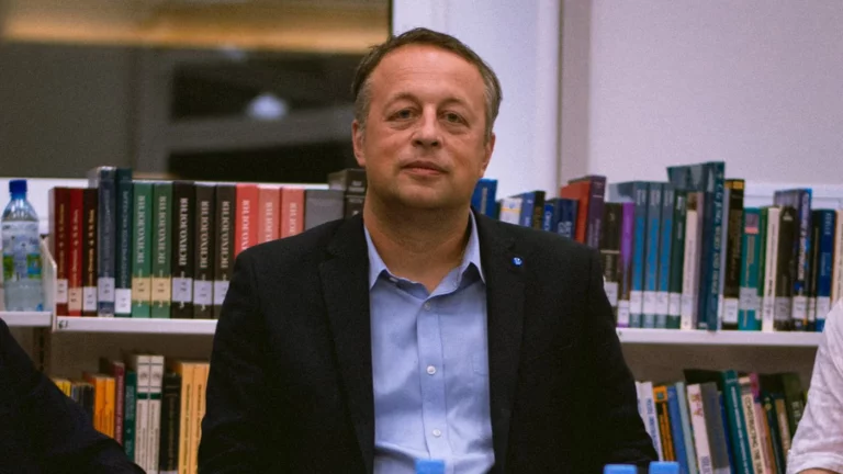 Экономиста Константина Сонина уволили из Высшей школы экономики