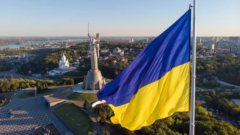 Кредиторы Украины согласились отсрочить выплаты Киева по внешнему долгу до конца 2023 года