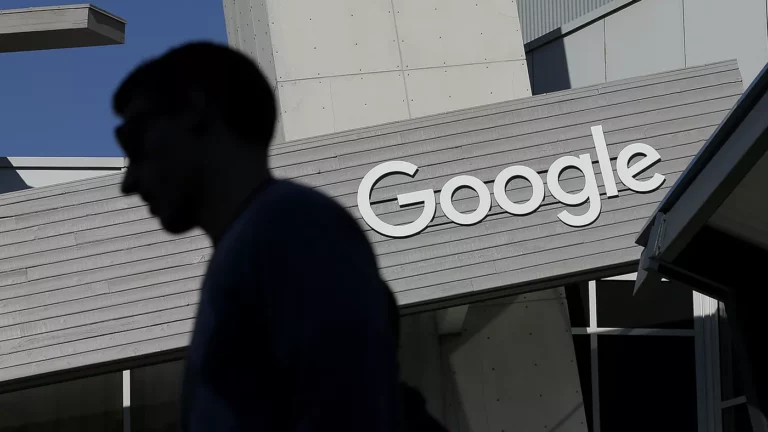 Суд оштрафовал Google на 21 млрд рублей за отказ удалить недостоверную информацию