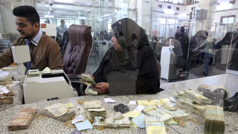 В России узаконят исламский банкинг. Что такое халяльное финансирование и заменит ли оно западное?