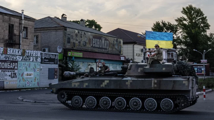Министр обороны Украины: Киев готовится отвоевать юг страны
