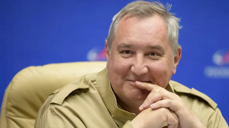 «Медуза»*: Рогозин может перейти на работу в администрацию президента