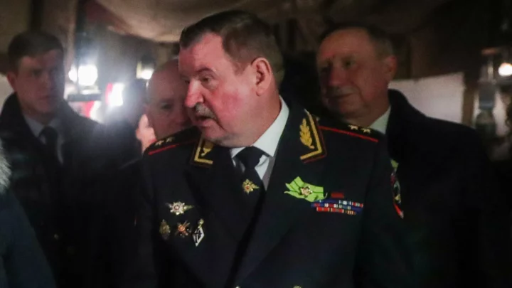 Трех генералов МВД задержали по делу о злоупотреблении полномочиями