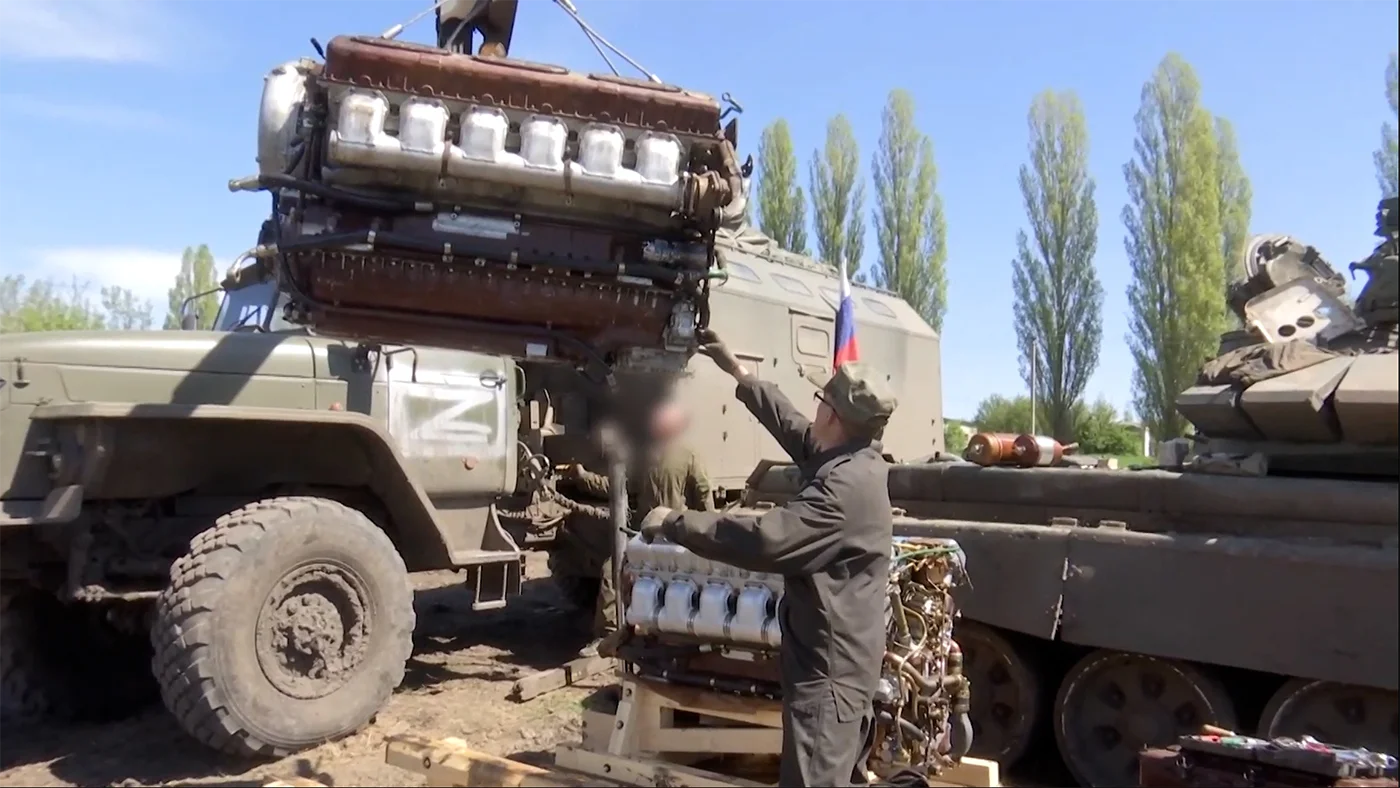 Это не переход на военные рельсы». В Госдуме объяснили, зачем правительству  обязывать бизнес чинить военную технику