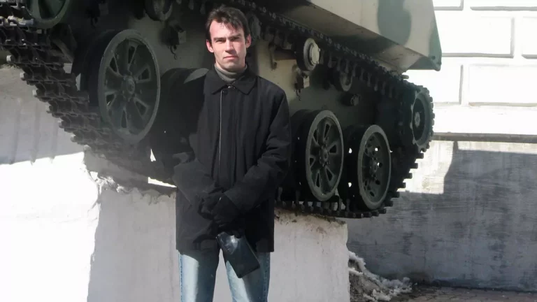 Организатора «Бессмертного полка» в Литве отправили в тюрьму по делу о шпионаже в пользу России