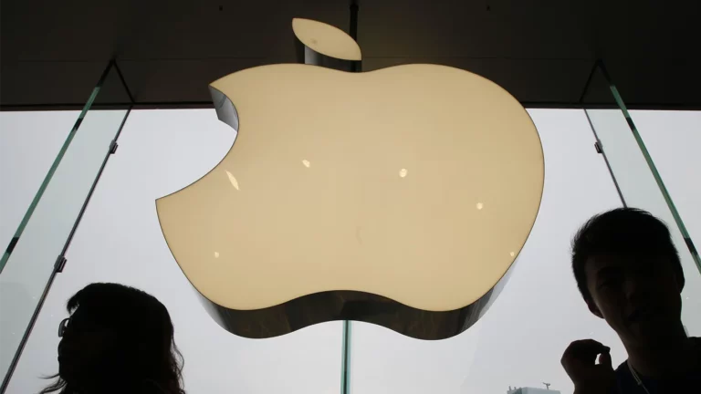 Nikkei: Apple опасается проблем с компонентами для iPhone из-за визита Пелоси на Тайвань
