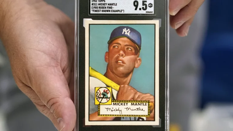 Бейсбольная карточка стала самым дорогим спортивным лотом, когда-либо проданным на аукционе