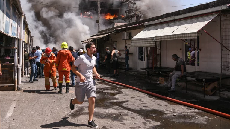 Число пострадавших при взрыве на рынке в Ереване превысило 50 человек