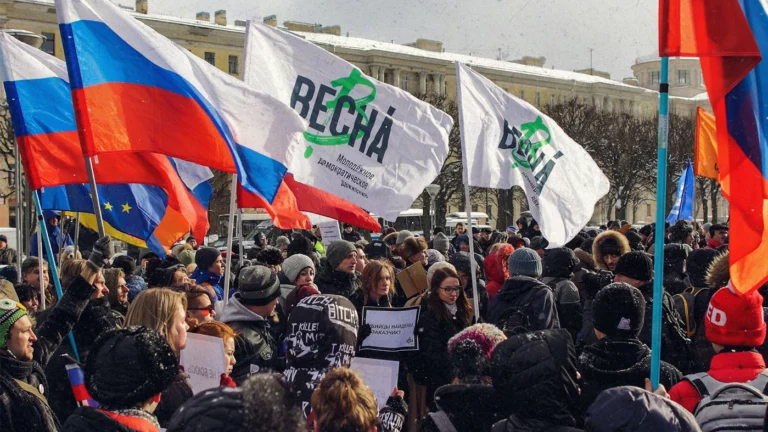 Прокуратура Санкт-Петербурга потребовала признать экстремистским движение «Весна»