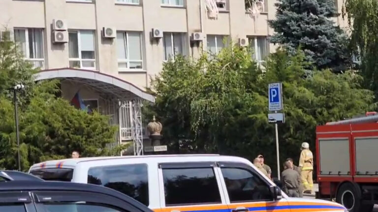 В здании Генпрокуратуры ЛНР прогремел взрыв