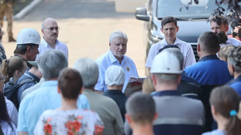 Сергей Миронов посетил Луганскую Народную Республику