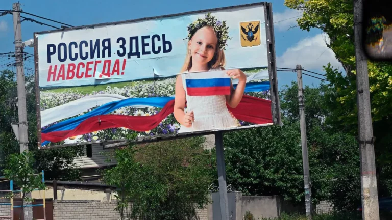 На подконтрольных России территориях Украины проведут референдумы о присоединении к России. Что известно