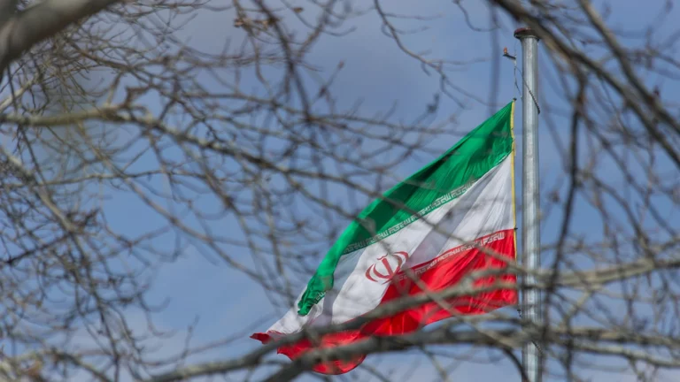 «Воздержаться от влияния третьих сторон». Иран отреагировал на отзыв аккредитации у посла в Киеве