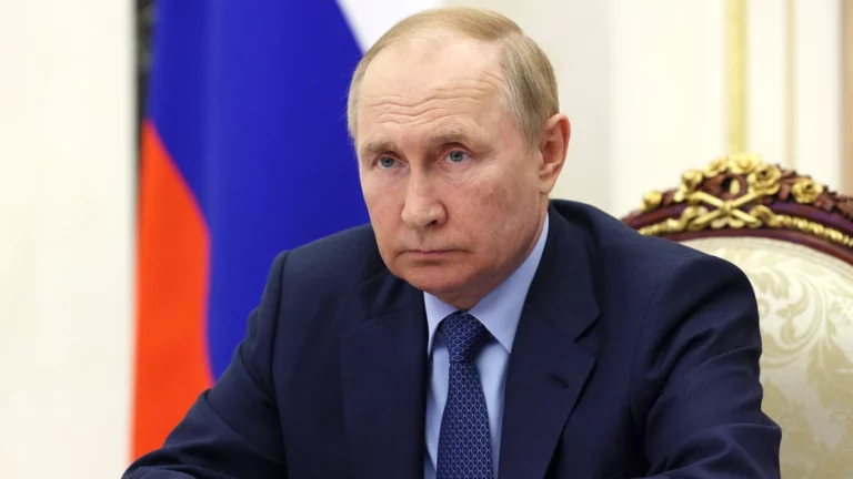 Кремль анонсировал подписание договоров о присоединении новых территорий и «объемную» речь Путина