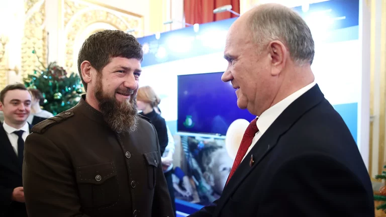 КПРФ опровергла сообщения о том, что Зюганов просил Путина не назначать Кадырова министром обороны