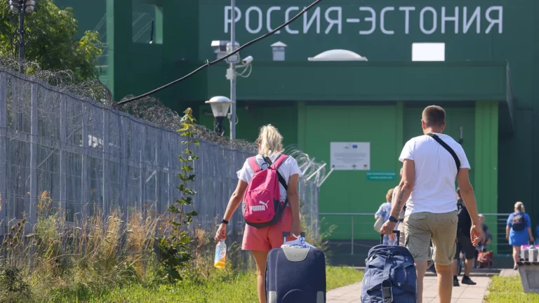В МВД Эстонии сообщили о планах ограничить транзит россиян в ЕС